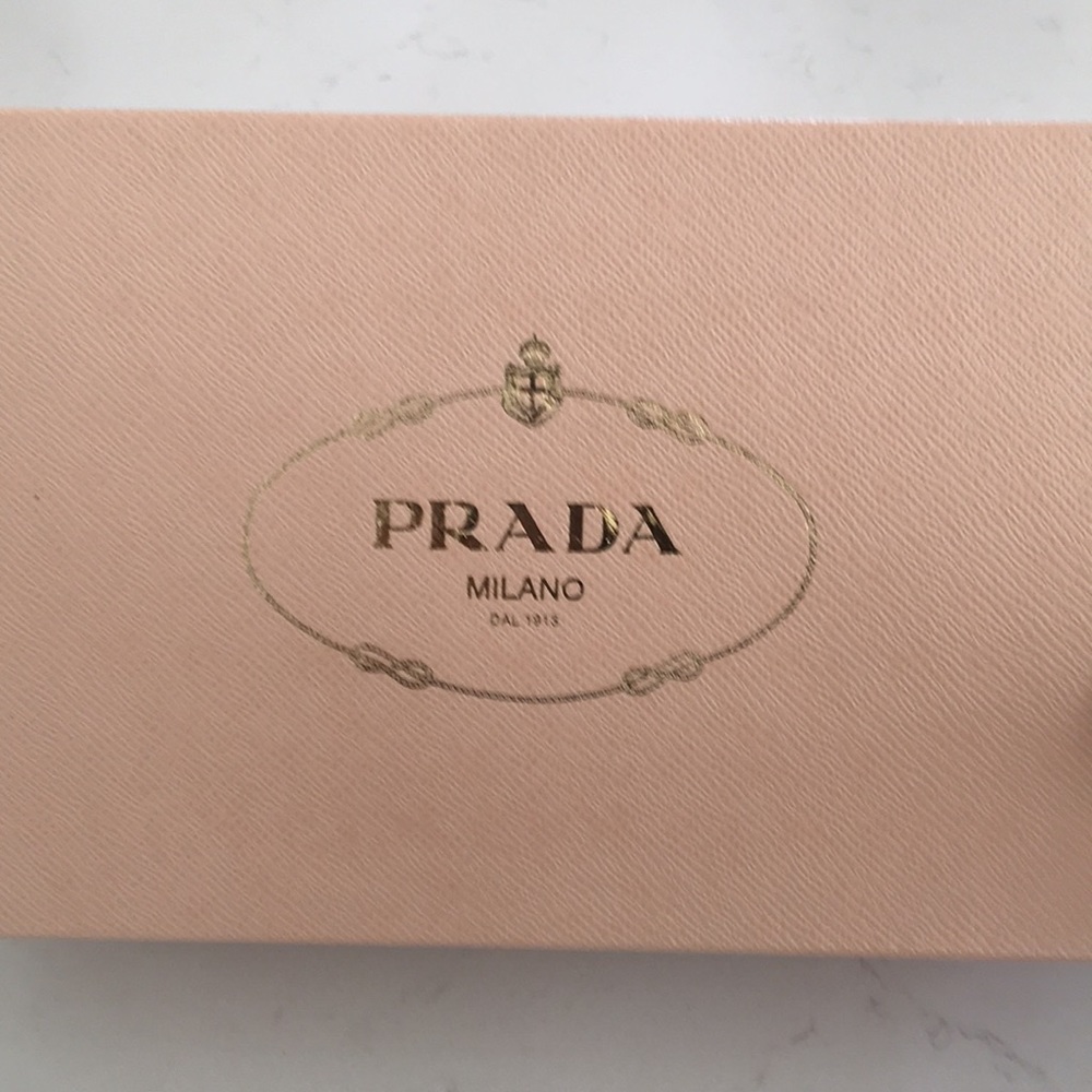 Prada D’orsay heels - Picture 5 of 6